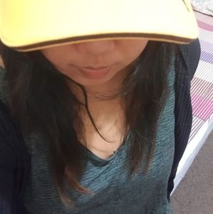 Meet your Posher, Claire